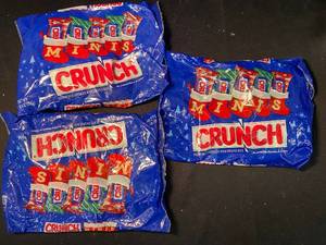 lot 56 image: V1 - Lot of 3 Bags of MINI CRUNCH Miniature Chocolate Candies
