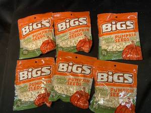 lot 90 image: B2 - Set of 6 Bigs Simply Salted Pumpkin Seeds 5 oz Bags