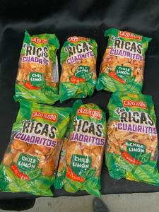 lot 94 image: D2 - Set of 6 Cazo de Oro Las Ricas Cuadritos Chips Chile Limn Flavor