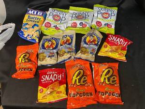 lot 77 image: Y1 - Assorted Popcorn and Snack Collection