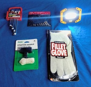 lot 6 image: Tool Lot - Work Light, Wrenches and more