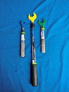 lot 23 image: 3 Belknap and Detroit Preset Torque Wrenches