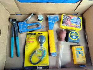 lot 55 image: Lot of Miscellaneous Tools