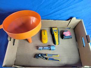 lot 59 image: Lot of Miscellaneous Tools