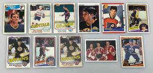 lot 6 image: Misc. Vintage NHL Hockey Cards Including BRETT HULL & More