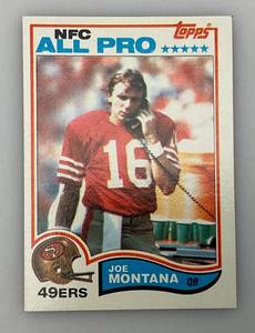 lot 26 image: 1982 Topps # 488 Joe Montana Card