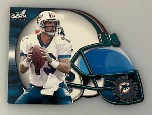 lot 40 image: 1998 Pacific Aurora Face Mask Cell Fusion Dna Marino # 11 Card