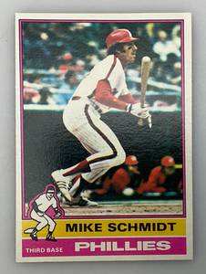 lot 70 image: 1976 Topps # 480 Mike Schmidt Baseball Card