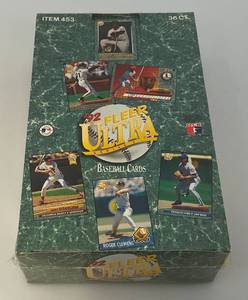 lot 134 image: 1992 Fleer Ultra Baseball Cards (Factory Sealed)