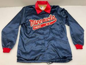 lot 151 image: 1970s Minnesota Twins Nylon Jacket Size M