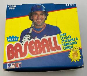 lot 221 image: 1989 Fleer Baseball Cards (New Old Stock)