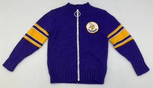 lot 254 image: Vintage SEARS Brand Youth Minnesota Vikings Zip Up Sweater Size 8