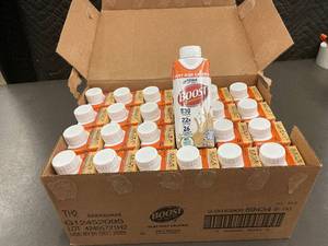 lot 7 image: Case of 24 Boost Very High Calorie Nutritional Drink - Very Vanilla