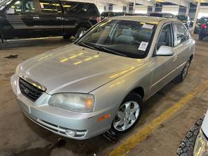 lot 8 image: 2006 Hyundai Elantra SE