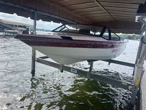 1987 Mastercraft Prostar 190