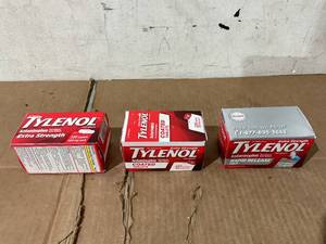 lot 255 image: LOT OF 3 Miscellaneous TYLENOL
