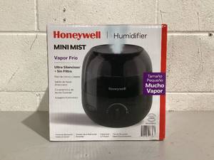 lot 513 image: Honeywell 12 gal. Mini Cool Mist Humidifier, 250 sq. ft