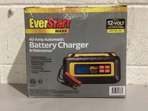lot 517 image: EverStart Maxx 40 Amp Battery Charger and Maintainer (BC40BE)