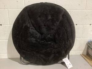 lot 529 image: Mainstays Saucer Chair for Kids and Teens