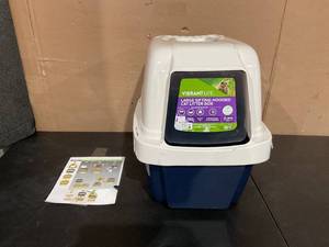 lot 363 image: Vibrant Life Large Sifting Hooded Enclosed Cat Litter Box