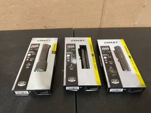 lot 729 image: LOT OF 3 Coast Flashlight