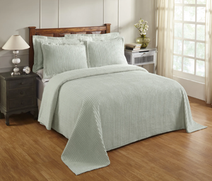 lot 723 image: Queen Size Better Trends Jullian Solid Print 100% Cotton, Bedspread, Sage