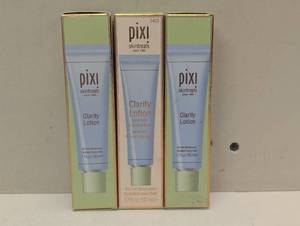 lot 73 image: 3 Pack - PIXI Skintreats Clarity Lotion Oil-Free Moisturizer - 1.7 fl. oz.  50 ml x 3 (5.1 fl oz)