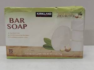 lot 272 image: KIRKLAND Signature Bar Soap with Shea Butter, 4.5 Ounce (15 Count)