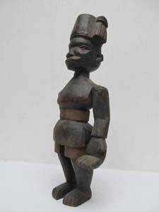 lot 164 image: Excellent Old Vintage Kamba Askari SoldierWarrior Figure