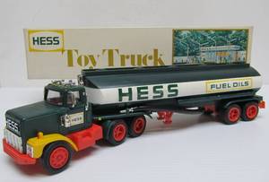 lot 171 image: Vintage 1977 HESS Tanker Truck wOriginal Box