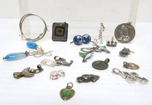 lot 174 image: Group of Sterling Silver Earrings Pendants & Charms