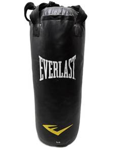 lot 47 image: Excellent EVERLAST 40lb Punching Bag