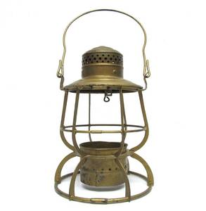 lot 21 image: Antique M.T.R.Y. Minnesota Transfer Railway Railroad Lantern