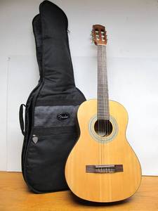 lot 79 image: Excellent Condition FENDER Squier Acoustic Guitar Model MC-1