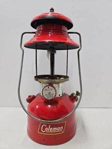 lot 91 image: Vintage 1950s COLEMAN Model 200A Red Metal Lantern