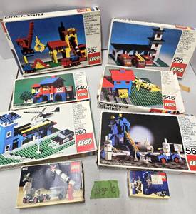 lot 141 image: Estate Lot Tote Full of Vintage etc LEGO Sets #6