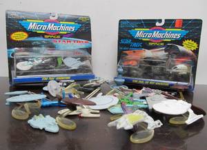 lot 201 image: Large Group of STAR TREK Micro Machines
