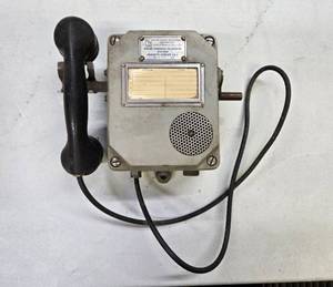 lot 223 image: Original Vintage Sound-Powered Naval Telephone Station #2 - U.S. Instrument Corporation