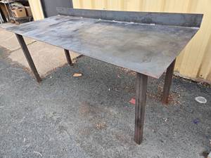 lot 296 image: Great Heavy Duty Solid Steel Workbench Table #2