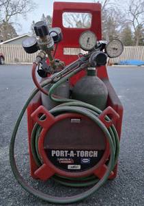 lot 302 image: Heavy Duty Harris  Lincoln Electric PORT-A-TORCH Oxygen Cutting & Brazing Setup