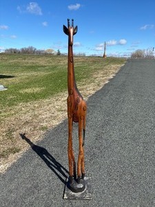 lot 95 image: LARGE Carved Wood Giraffe Statue
