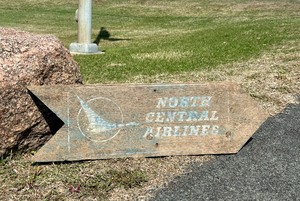 lot 214 image: Original Vintage NORTH CENTRAL AIRLINES Wood Arrow Advertising Sign