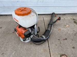 Stihl Backpack Leaf Blower