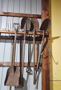 lot 19 image: Vintage Garden Tools Collection Including Shovels and Rakes