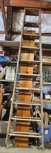 lot 33 image: Antique Wooden Orchard Ladder