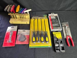 lot 58 image: Assorted Hand Tools and Accessories Collection