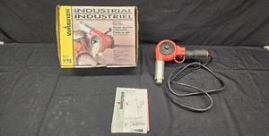 lot 81 image: Wagner Model 775 Heavy Duty Heat Gun with Original Box