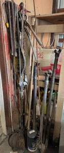 lot 95 image: Assorted Vintage Automotive and Industrial Tools Collection