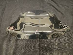 lot 134 image: Klock Werks Windshield and Harley-Davidson Chain Guard