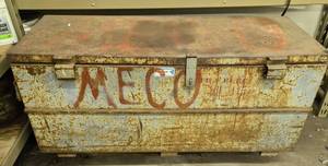 lot 135 image: Vintage Knaack Steel Storage Chest 60 Wide